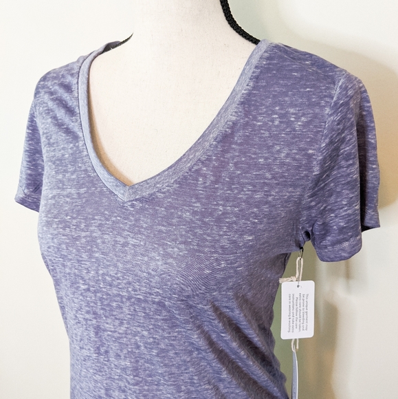 💜LAST 1💜NWT Threads 4 Thought Vintage Wash Tee - Picture 2 of 5